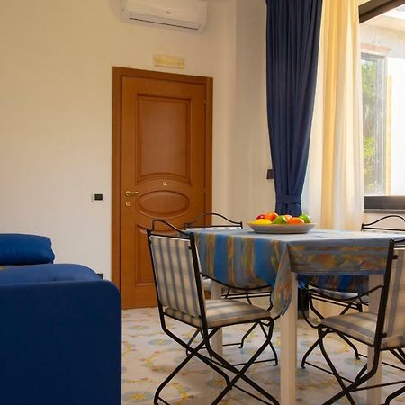 B&B Lofanello Pozzuoli Bagian luar foto