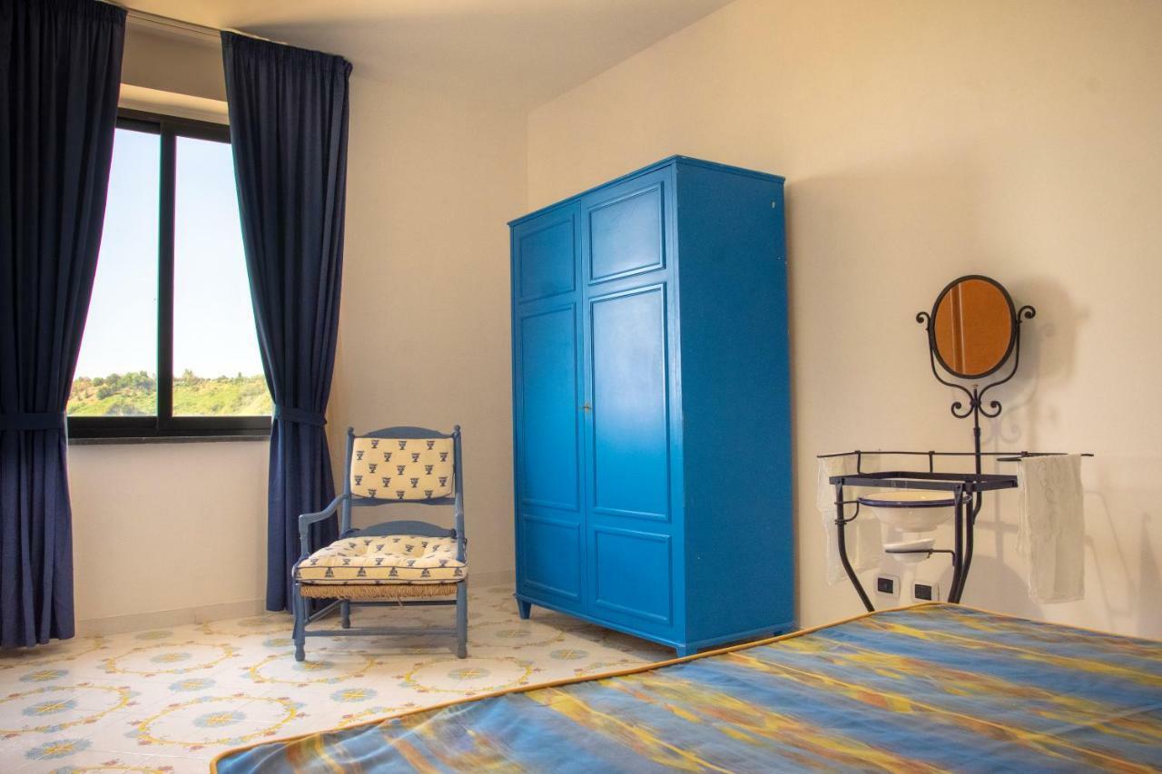 B&B Lofanello Pozzuoli Bagian luar foto