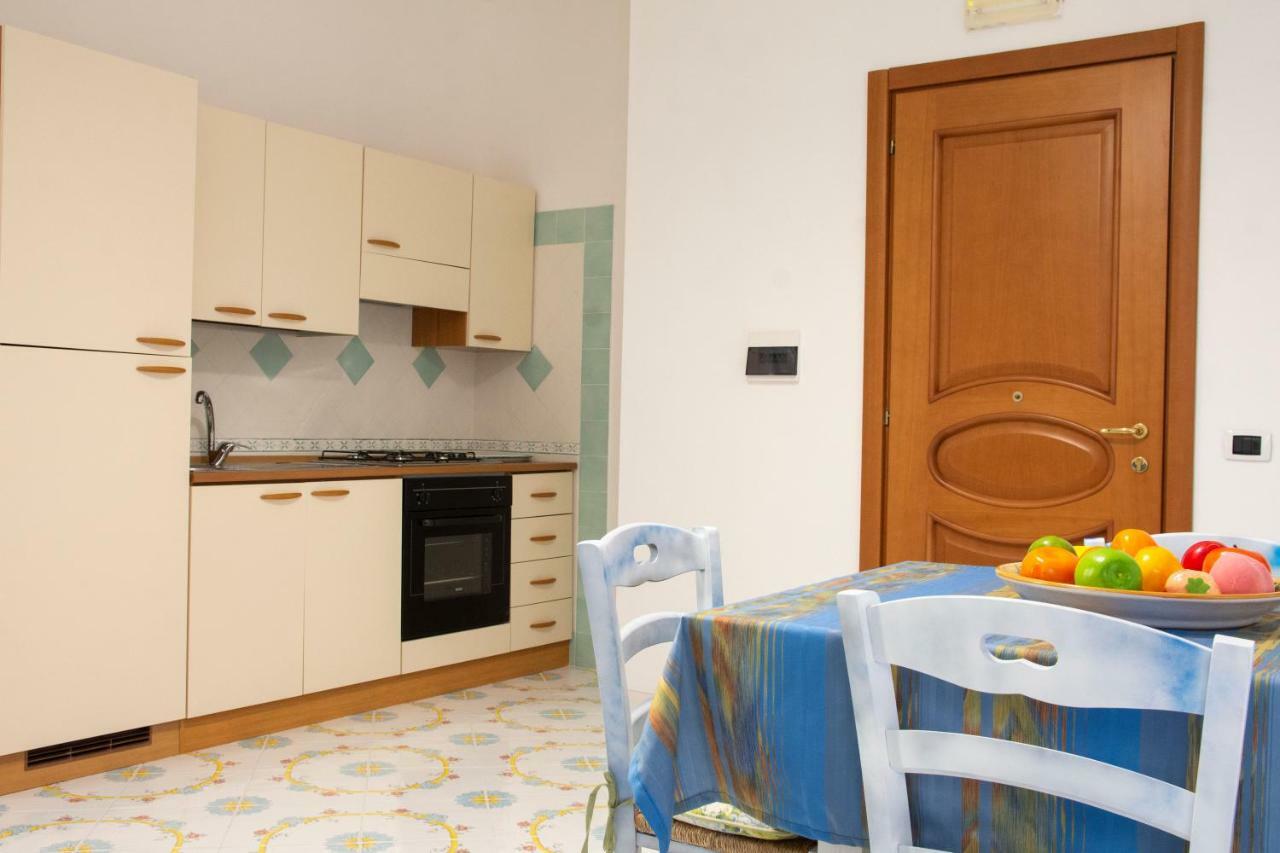 B&B Lofanello Pozzuoli Bagian luar foto