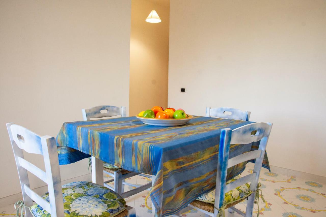 B&B Lofanello Pozzuoli Bagian luar foto