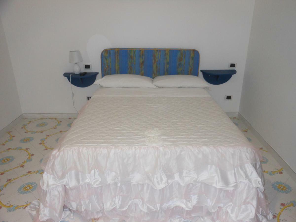 B&B Lofanello Pozzuoli Bagian luar foto