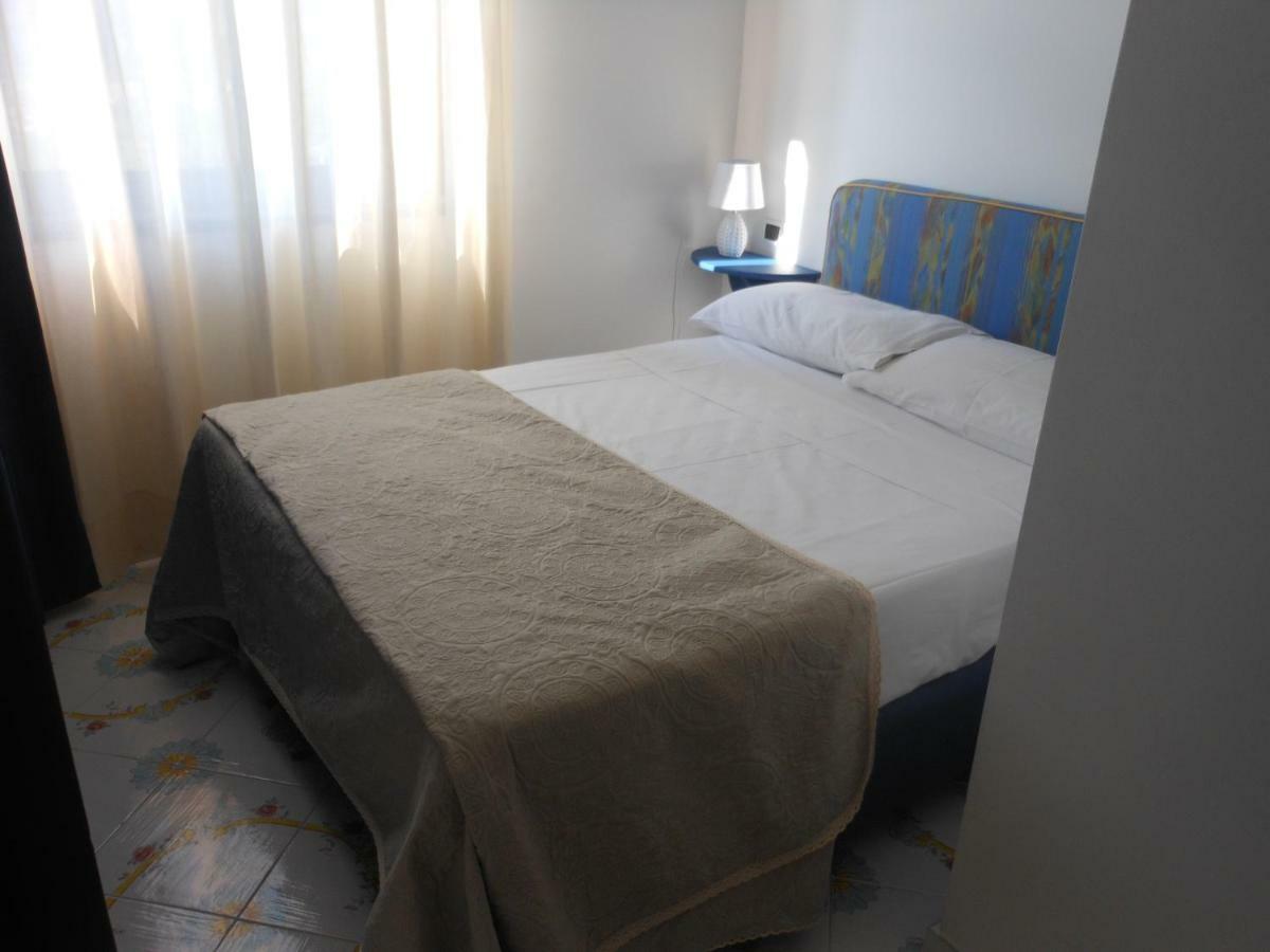 B&B Lofanello Pozzuoli Bagian luar foto