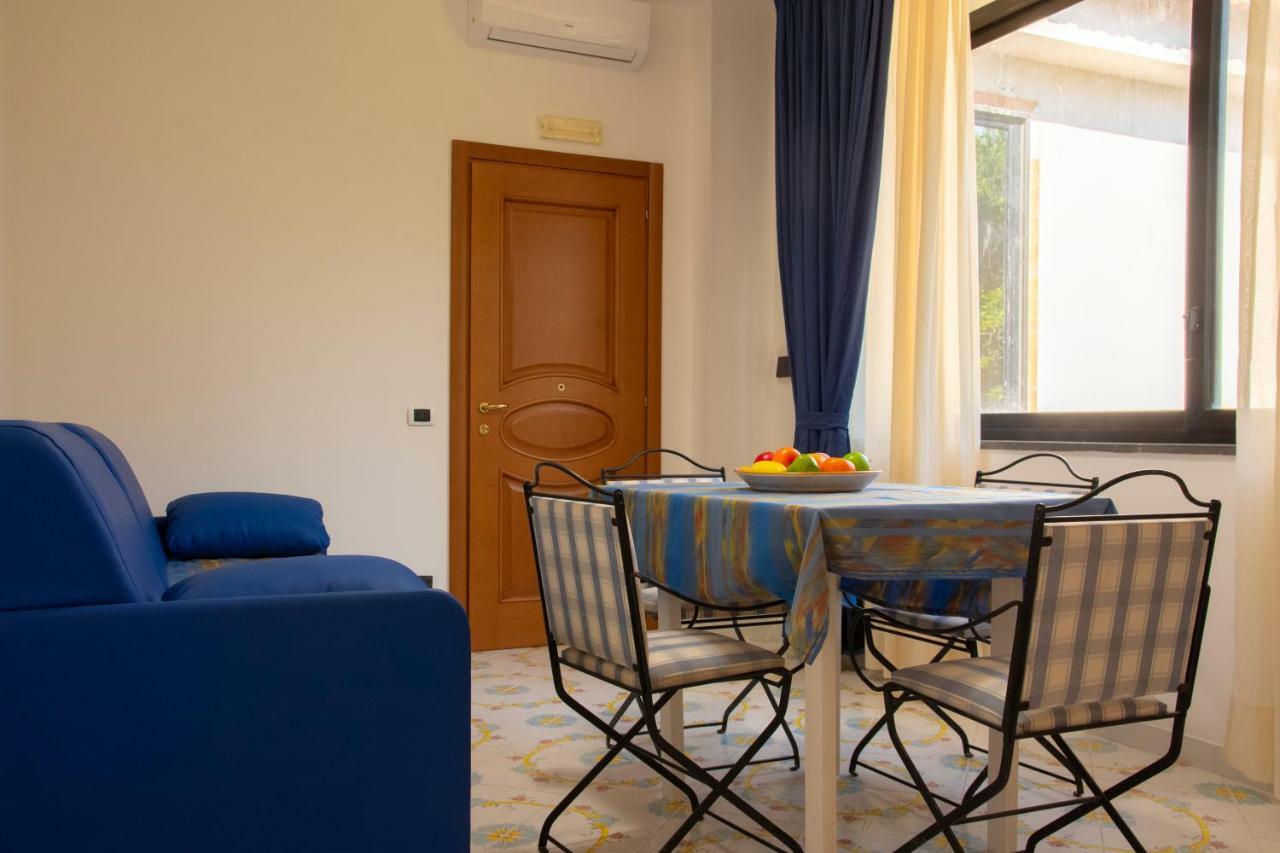 B&B Lofanello Pozzuoli Bagian luar foto