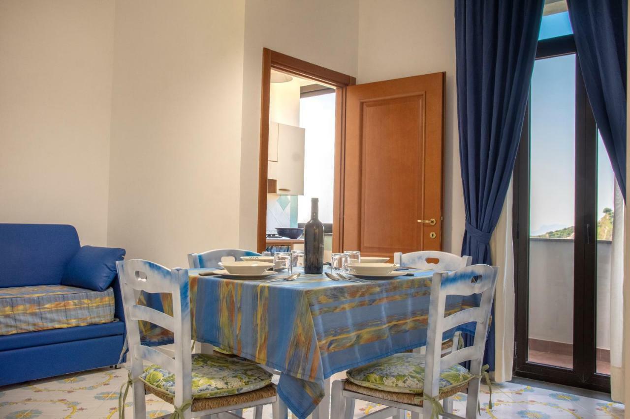 B&B Lofanello Pozzuoli Bagian luar foto